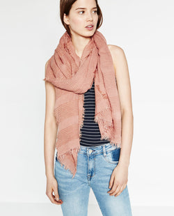 TEXTURED WEAVE SCARF