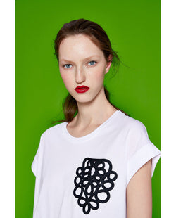 T-SHIRT WITH APPLIQUÌä